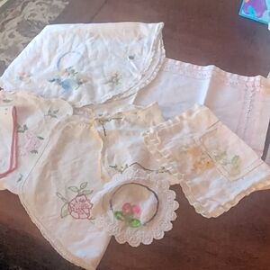 Vintage Embroidered  Linens Lot #19